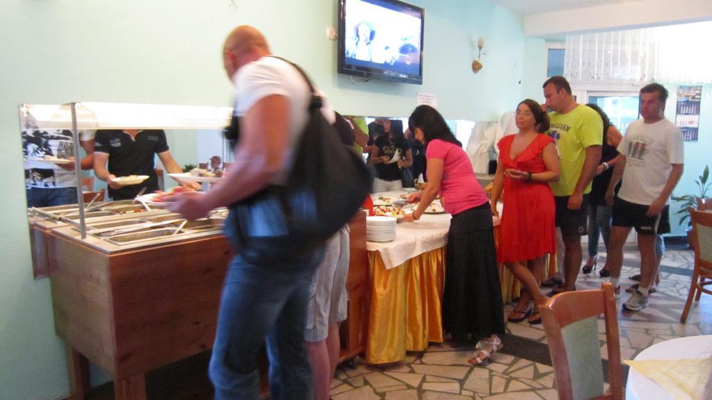 Alpina Hotel Lozenets Luaran gambar